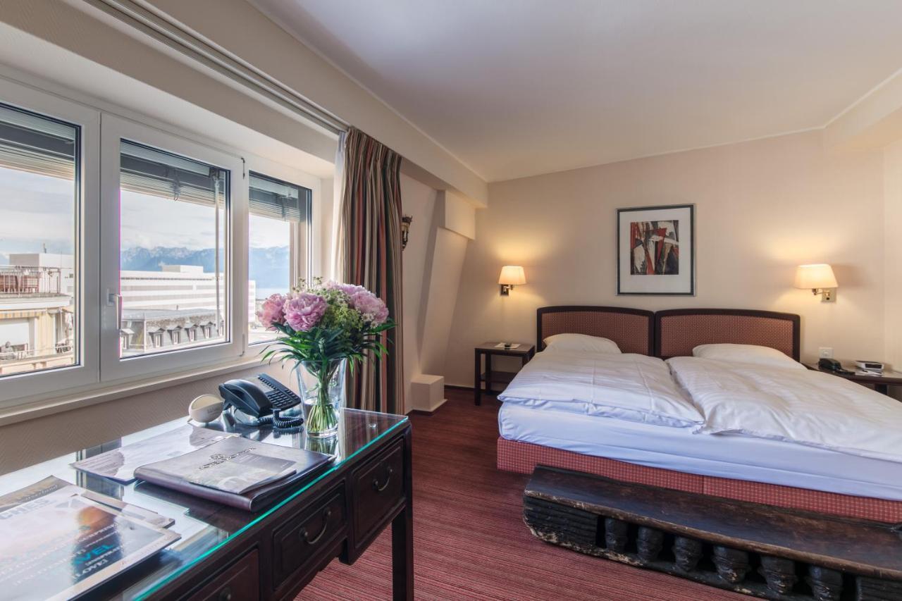 Victoria Hotel 4*
